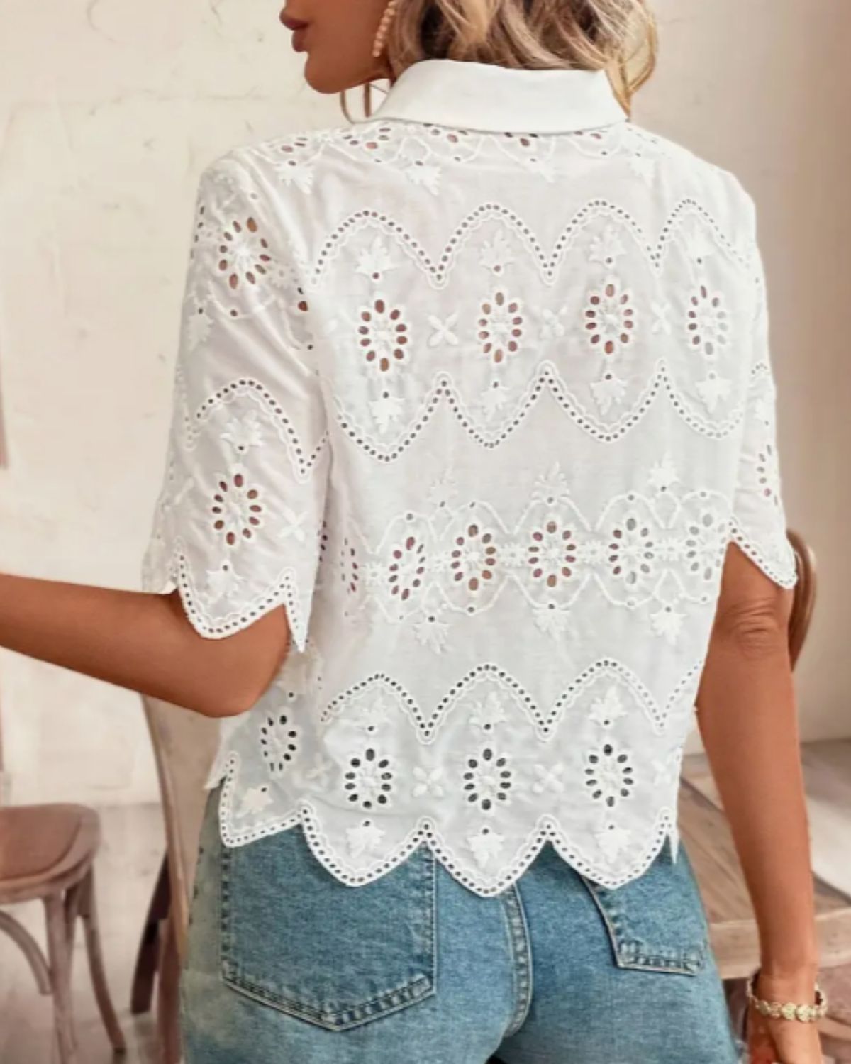 Inès | Blouse Blanche Brodée pour Femme