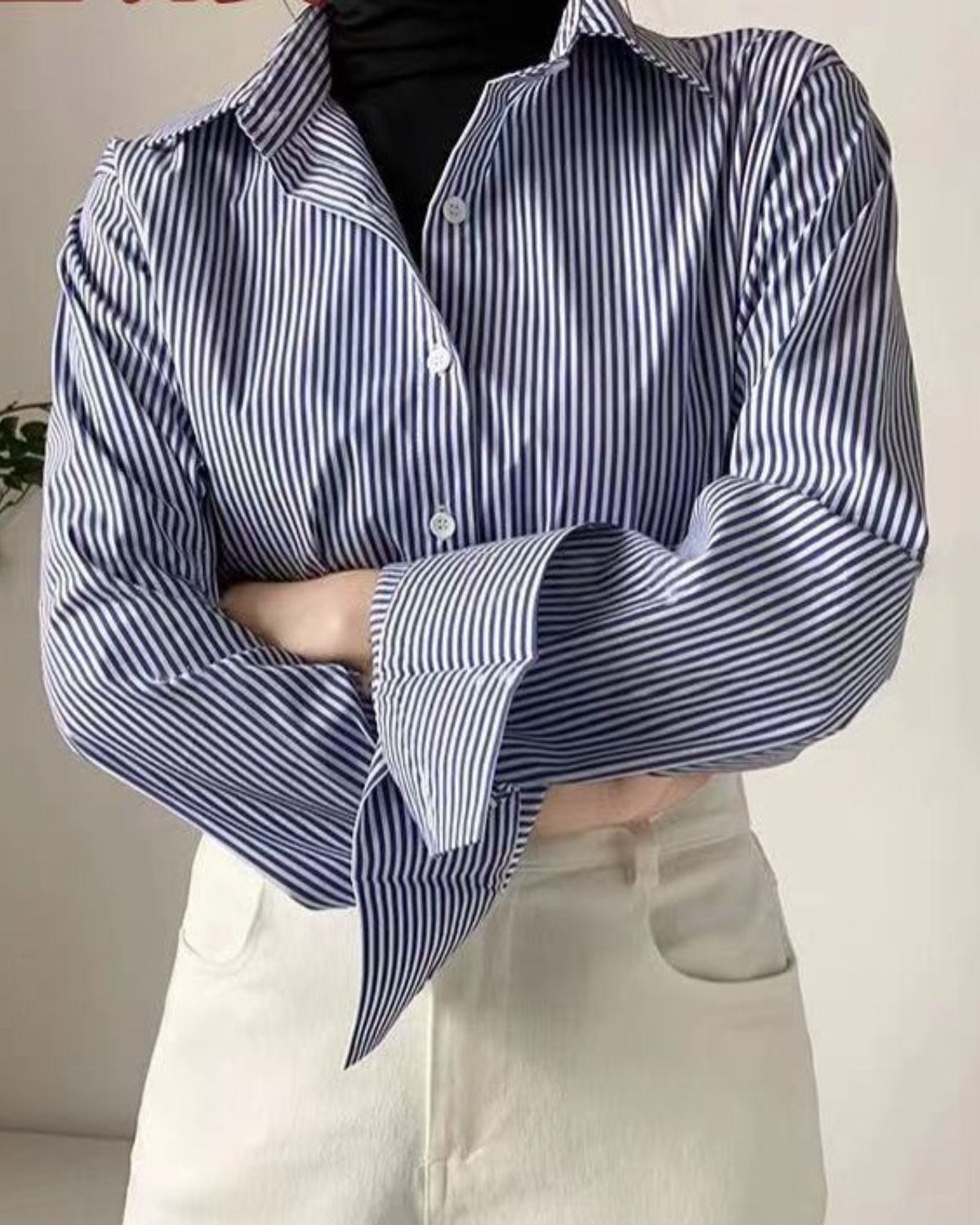 Elyna | Chemise Femme à Rayures Fines Bleues