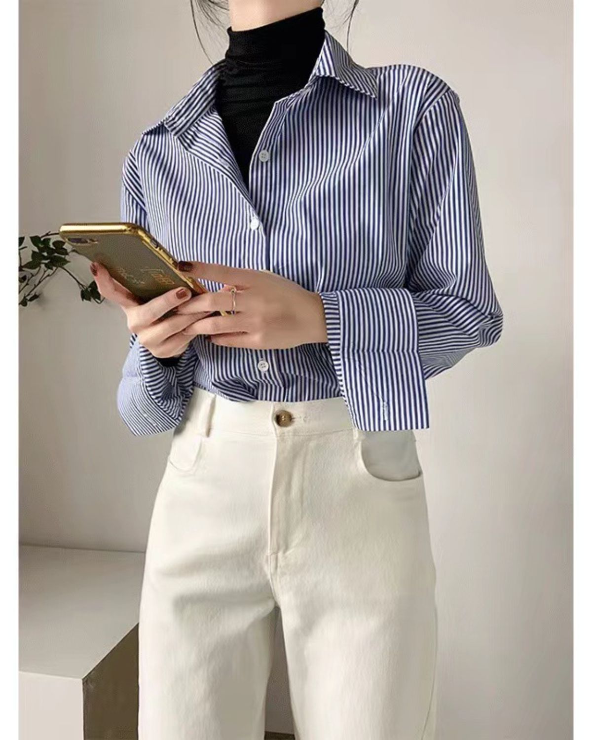 Elyna | Chemise Femme à Rayures Fines Bleues