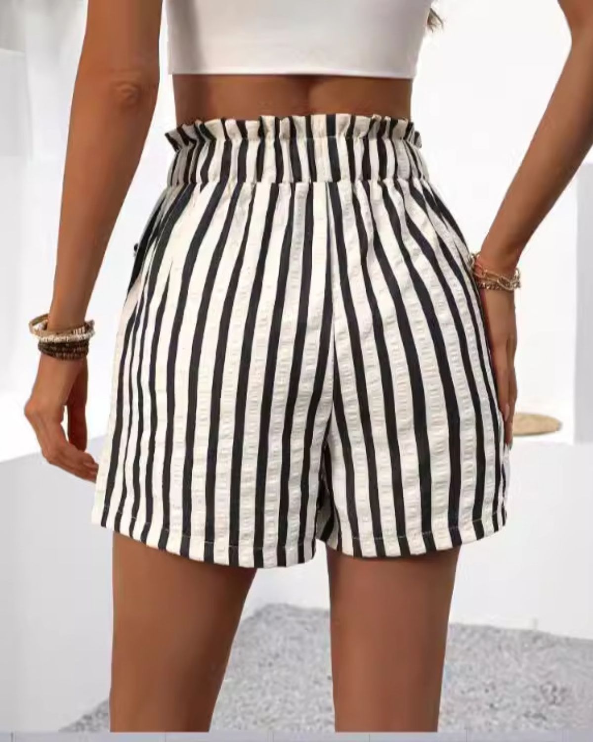 Capucine | Short Rayé Noir & Blanc pour Femme