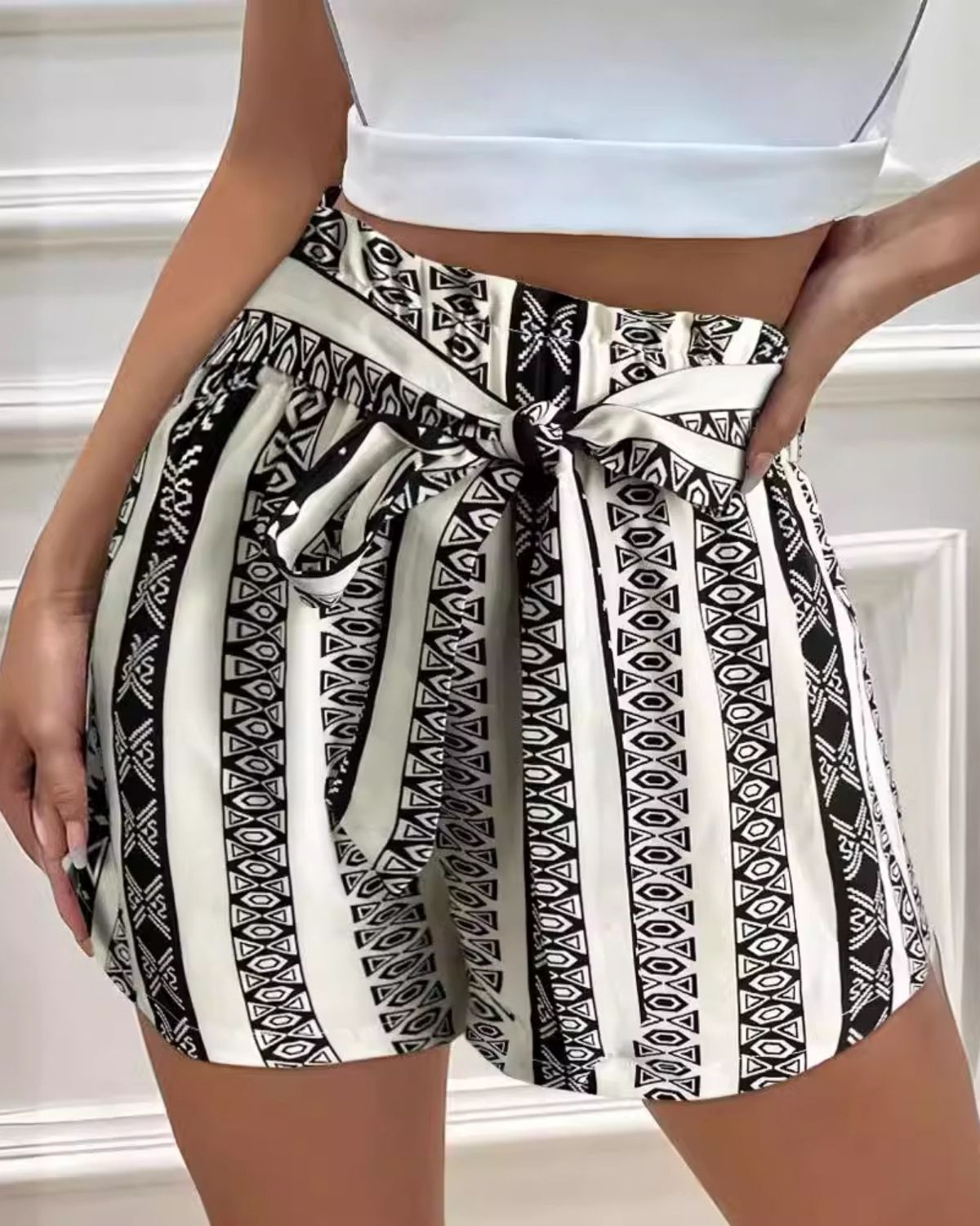 Yvonne | Short Taille Haute à Imprimé Tribal avec Nœud